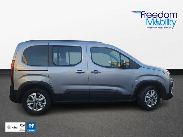 Image for 2024 Peugeot Rifter New Model Wheelchair Access