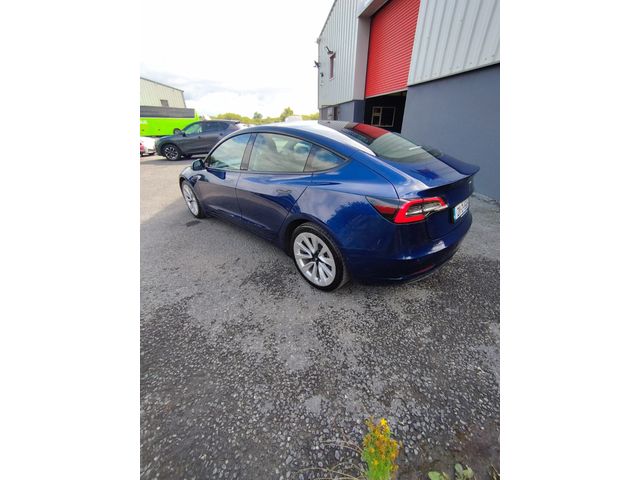 Image for 2021 Tesla Model 3 Long Range (AWD)