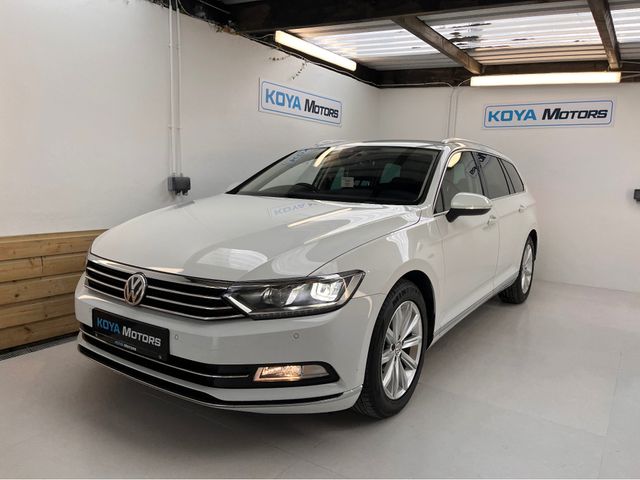 Image for 2017 Volkswagen Passat 1.4 TSI HIGHLINE PRO PLUS PETROL AUTOMATIC // PRIVACY PACK // BLUETOOTH MEDIA // PARK ASSIST // REVERSING CAMERA // UPGRADED SPORT ALLOYS // IMMACULATE EXAMPLE