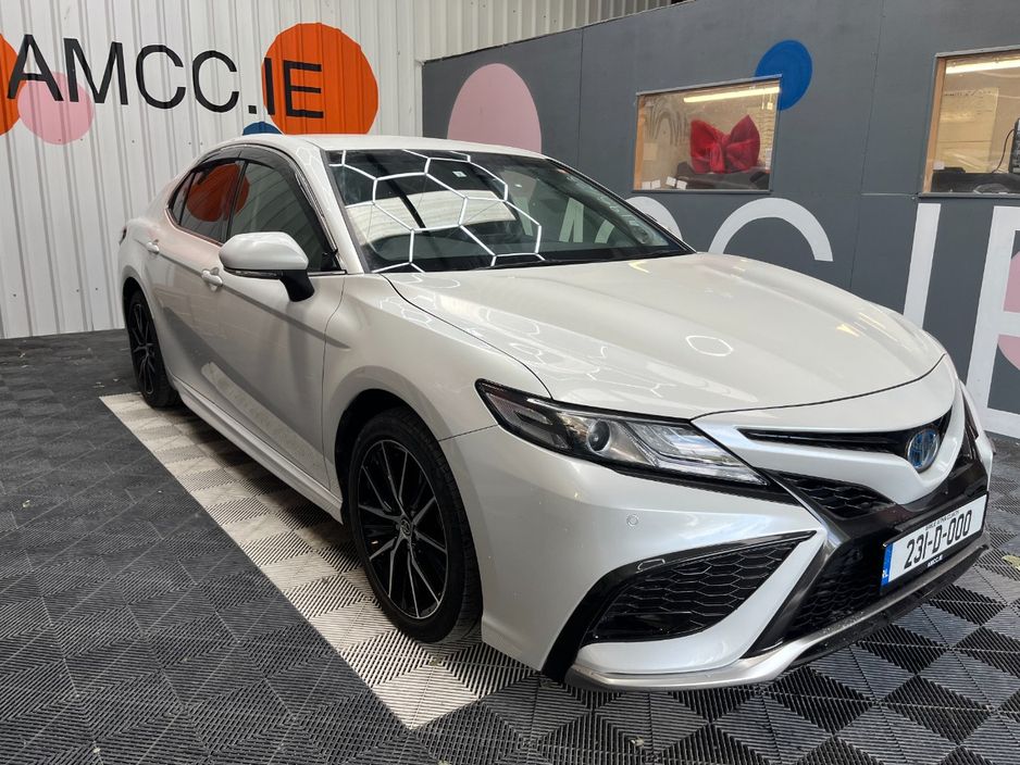 Image for 2023 Toyota Camry 2023 TOYOTA CAMRY WS 2.5 AUTOMATIC / CRUISE CONTROL / PARKING CAMERA / PADDLE SHIFTERS AND MORE