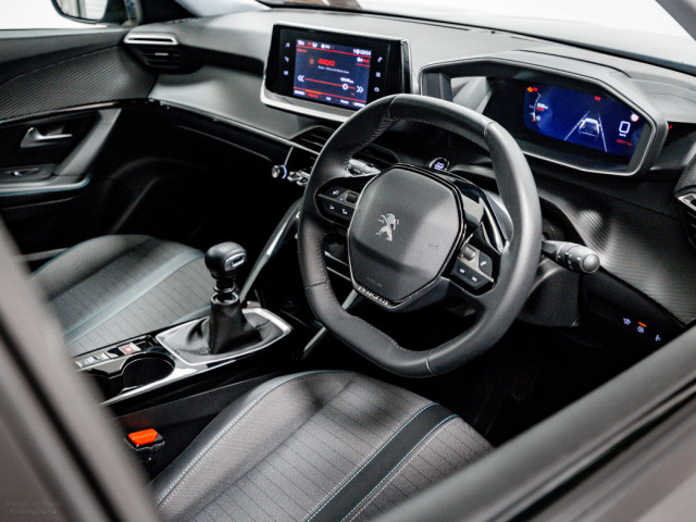 Image for 2022 Peugeot 2008 Allure 1.2 Petrol 100HP