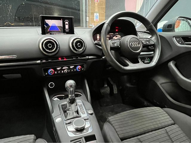 Image for 2021 Audi R8 HEATED SEATS - REVERSE CAMERA - CRUISE CONTROL 