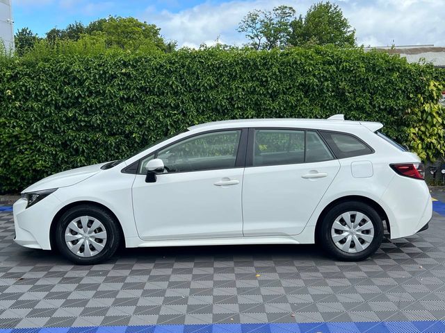 Image for 2022 Toyota Corolla 1.8 HYBRID AUTO // REVERSE CAMERA // DIGITAL CLIMATE CONTROL // ADAPTIVE CRUISE CONTROL