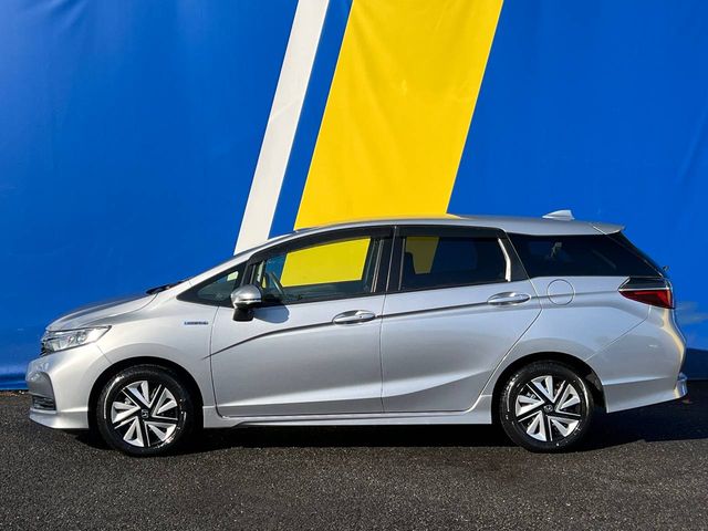 Image for 2021 Honda Shuttle 1.5 HYBRID AUTO // REVERSE CAMERA // DIGITAL CLIMATE CONTROL // ADAPTIVE CRUISE CONTROL