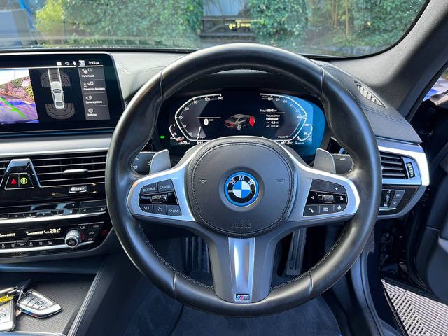 Image for 2022 BMW 5 Series 530e LCI M-SPORT 2.0 HYBRID AUTO // FULL SERVICE HISTORY // 20" M-SPORT ALLOYS // HARMAN/KARDON 