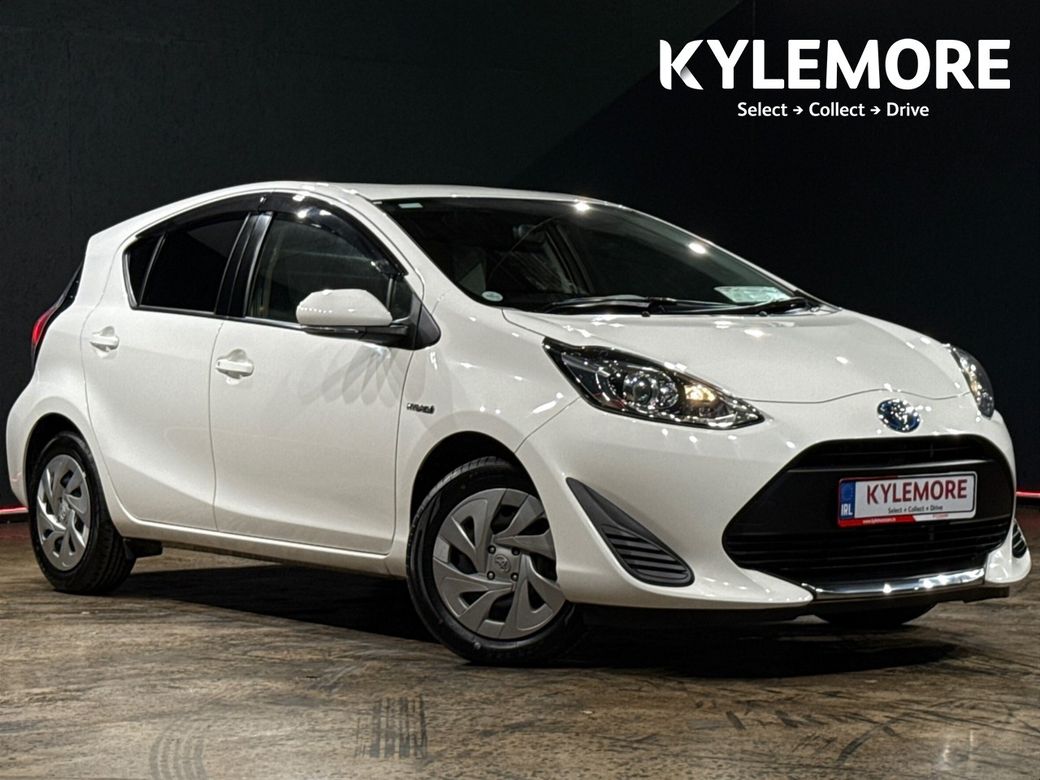 Image for 2019 Toyota Aqua 1.5 AUTO HYBRID - HEATING/ AC CONTROLS - BLUETOOTH AUDIO