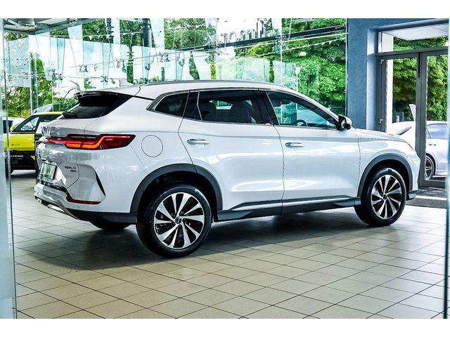 Image for 2026 BYD Seal U Demo Plug in Hybrid Comfort