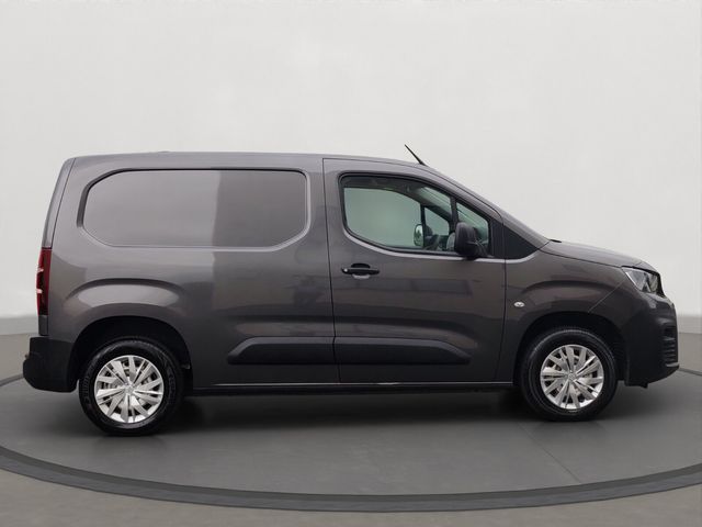 Image for 2021 Peugeot Partner 