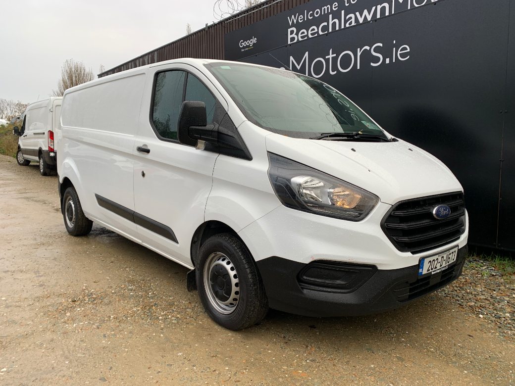 Image for 2020 Ford Transit Custom 2.0 TDCI 105 PS LWB VAN // PRICE EXCL. VAT // LOW MILEAGE // ONE OWNER // 07/26 CVRT // 