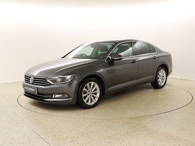 Image for 2016 Volkswagen Passat 