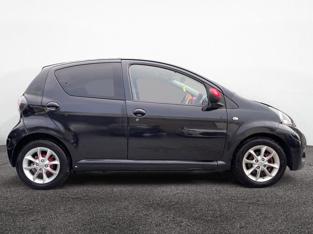 Image for 2013 Toyota Aygo 