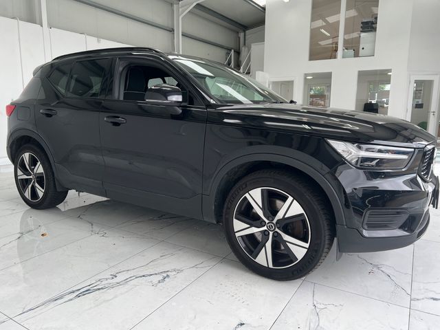 Image for 2022 Volvo XC40 