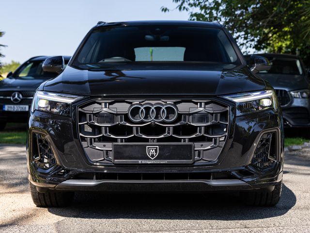 Image for 2026 Audi Q7 TFSIe S Line Black Edition