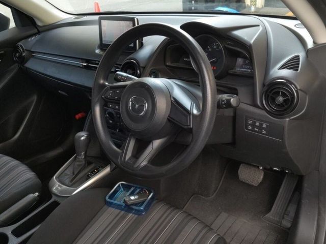 Image for 2022 Mazda Mazda2 1.5 AUTOMATIC - REAR CAMERA/PARKING RADAR - LANE DEPARTURE WARNING
