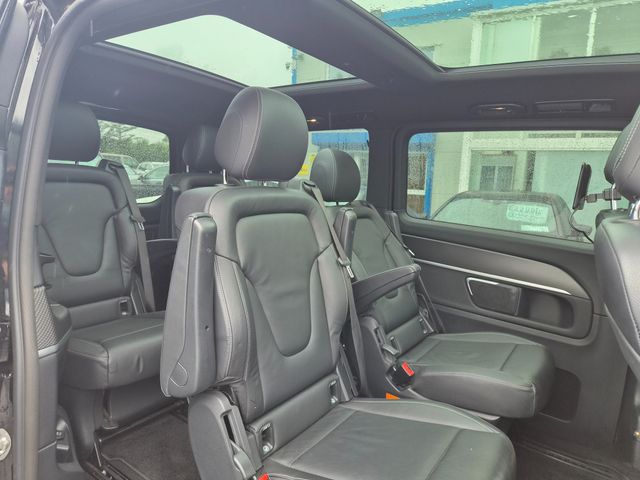 Image for 2018 Mercedes-Benz V Class V220 AMG Sport 7 Seater