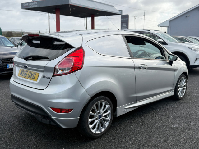 Image for 2015 Ford Fiesta Van SPORT TDCI