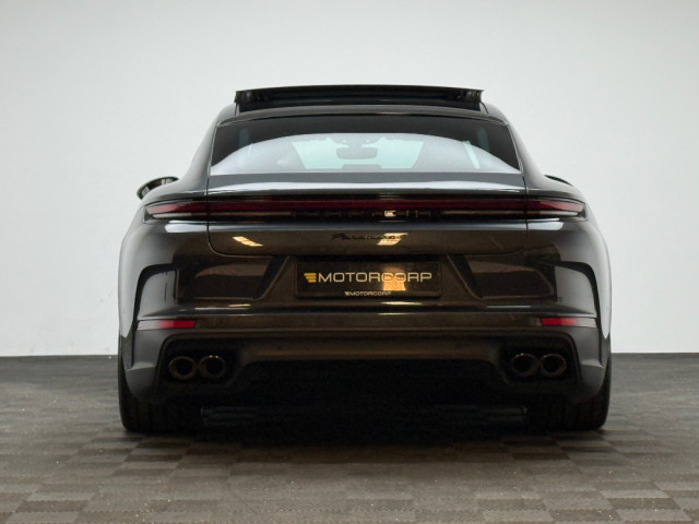 Image for 2025 Porsche Panamera 4 PDK E-HYBRID