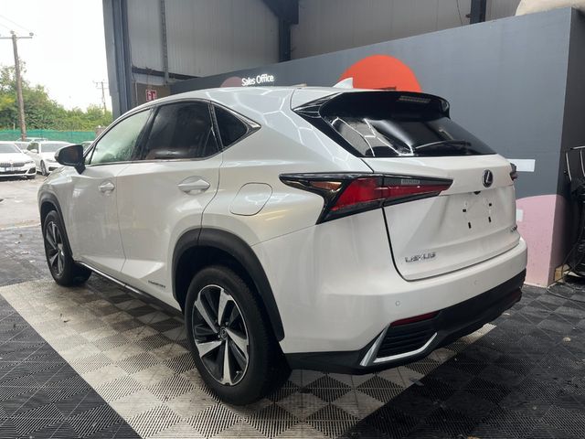 Image for 2019 Lexus NX 300h 2019 LEXUS NX300H PACKAGE 2.5 AUTOMATIC / CRUISE CONTROL / PARKING CAMERA / ELECTRIC MEMORY & HEATED SEATS / PADDLE SHIFTERS / HEATED STEERING WHEEL AND MORE