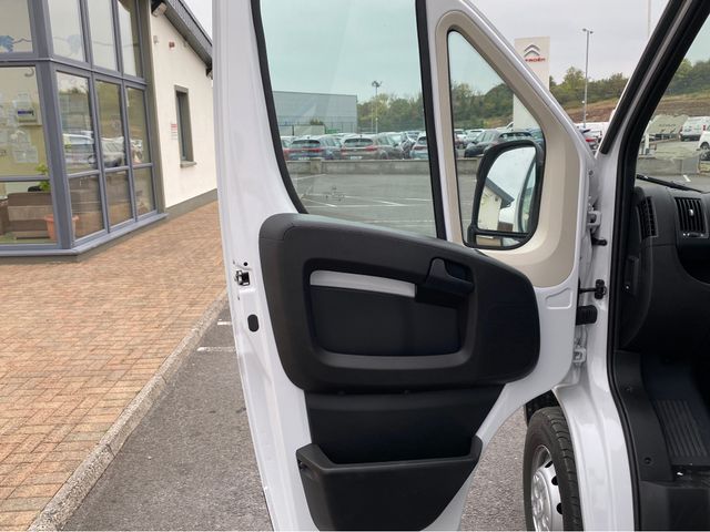 Image for 2026 Citroen Relay 3 way Tipper+Toolbox, ex vat