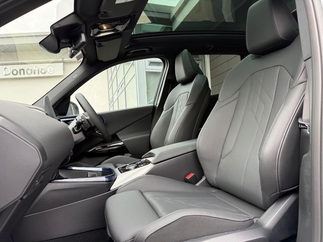 Image for 2026 BMW X3 30e xDrive M Sport Pro