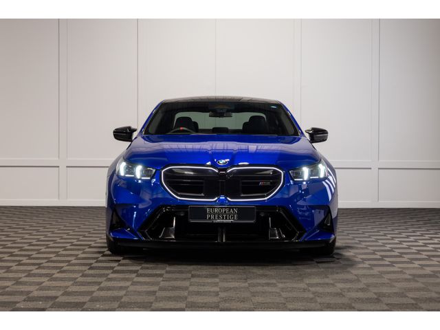 Image for 2026 BMW M5 (G90) *Pan Roof