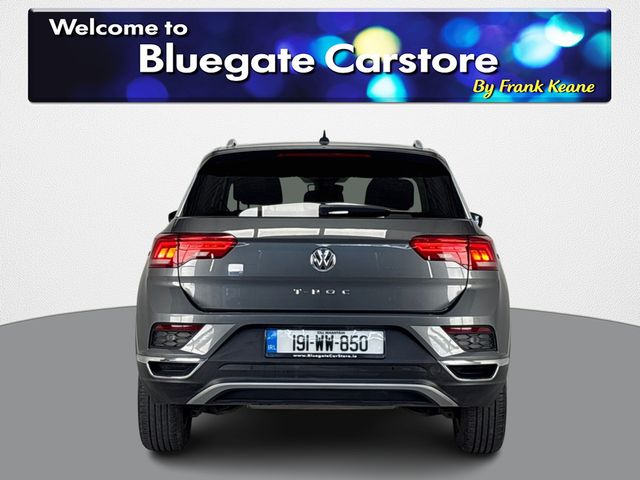 Image for 2019 Volkswagen T-Roc DESIGN 1.0 TSI MANUAL**TOUCH SCREEN MEDIA DISPLAY**MULTIFUNCTIONAL STEERING WHEEL**BLACK CLOTH INTERIOR**PARKING SENSORS**APPLE CARPLAY**ELECTRIC HANDBRAKE**DUAL CLIMATE CONTROL**FINANCE ARRANGED**