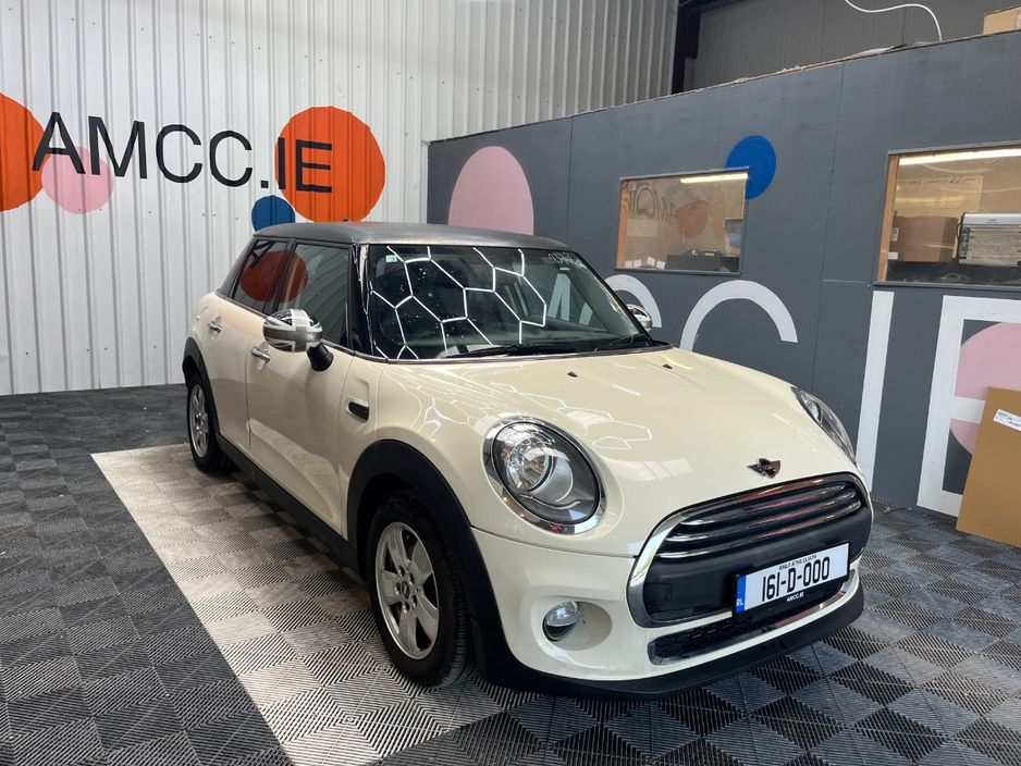 Image for 2016 Mini Cooper 2016 MINI COOPER 1.2 AUTOMATIC / CRUISE CONTROL / PARKING CAMERA AND MORE
