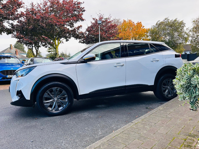 Image for 2018 Peugeot 5008 ALLURE 1.5 Rare MultiMac 8-Seat Edition !! Nct 08-28 & tax 07-'27 | Top Trade-ins | Fully Serviced + Assured Dealer Warranty |