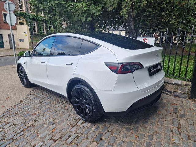 Image for 2024 Tesla Model Y RWD RANGE OF 370KLMS **TESLA WARRANTY**