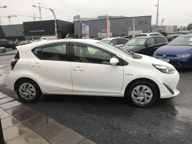 Image for 2020 Toyota Aqua Hybrid