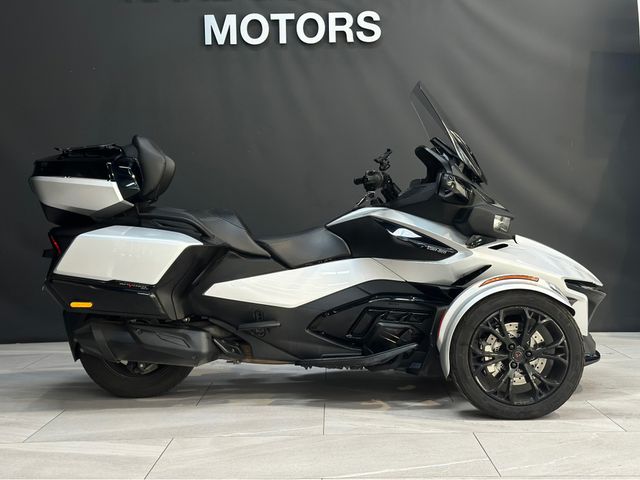 Image for 2024 Can-Am Spyder RT SPYDER 1330 TRICYCLE