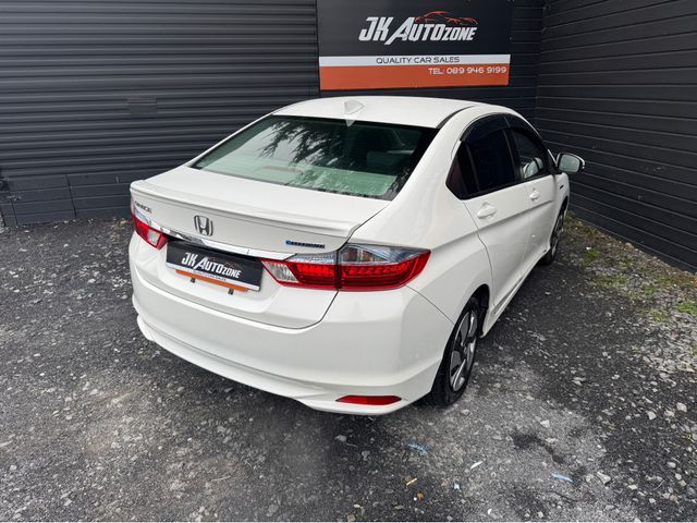 Image for 2016 Honda Grace 1.5 HYBRID AUTO