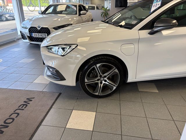 Image for 2022 SEAT Leon E-hybrid 204HP DSG FR 5DR AU