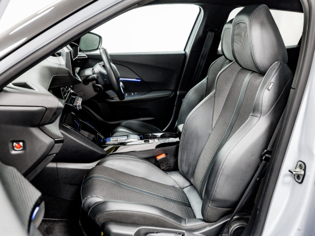 Image for 2024 Peugeot 2008 E-GT 54kWh Auto 156HP