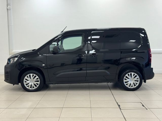 Image for 2022 Peugeot Partner 