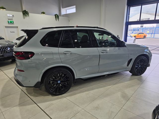 Image for 2025 BMW X5 PAN ROOF !