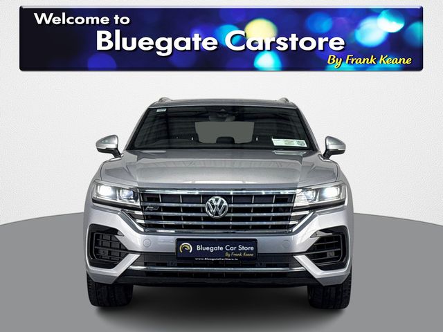 Image for 2019 Volkswagen Touareg 3.0 TDI V6 R-LINE BLUEMOTION**PANORAMIC SUNROOF**BLACK LEATHER INTERIOR**FRONT HEATED SEATS**HEATED MULTIFUNCTIONAL STEERING WHEEL**KEYLESS START**DRIVE MODES**20"ALLOYS**ELECTRIC TOWBAR/TAILGATE**