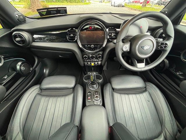 Image for 2024 Mini Cooper 