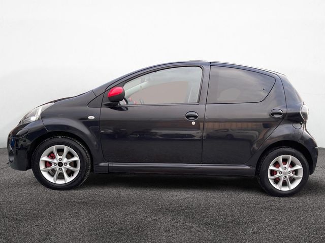 Image for 2013 Toyota Aygo 
