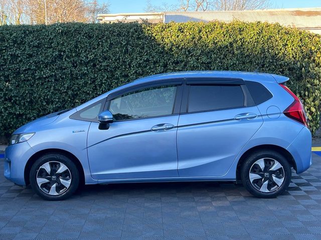 Image for 2016 Honda Fit F-PACKAGE 1.5 HYBRID // SERVICE HISTORY // REVERSE CAMERA // DIGITAL CLIMATE CONTROL