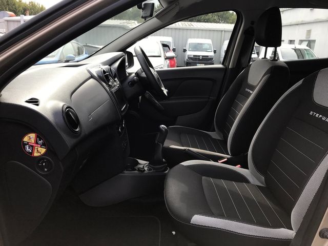 Image for 2020 Dacia Sandero Stepway Blue dCi 95 STEPWAY Signature