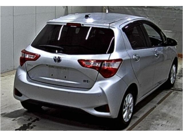 Image for 2018 Toyota Vitz 1.5 Petrol Hybrid Auto