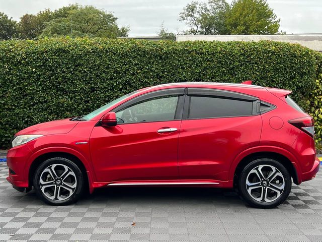 Image for 2017 Honda Vezel Z-SENSING 1.5 HYBRID AUTO // HALF LEATHER HEATED SEATS // CRUISE CONTROL // REVERSE CAMERA