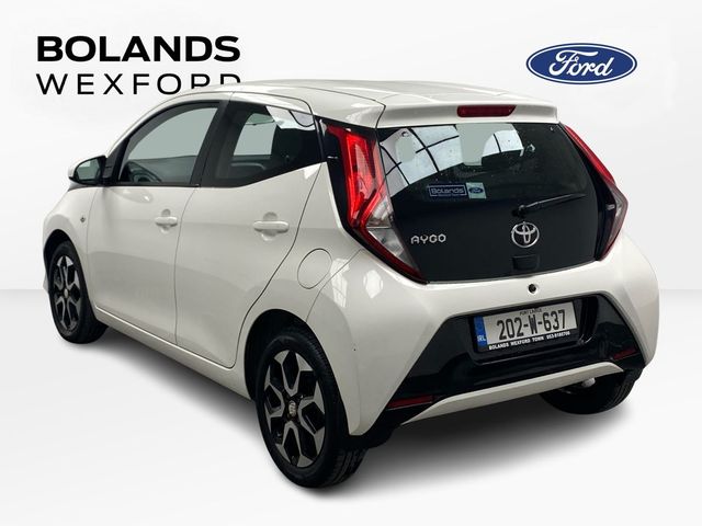 Image for 2020 Toyota Aygo 1.0 VVT-i x-play Smartphone