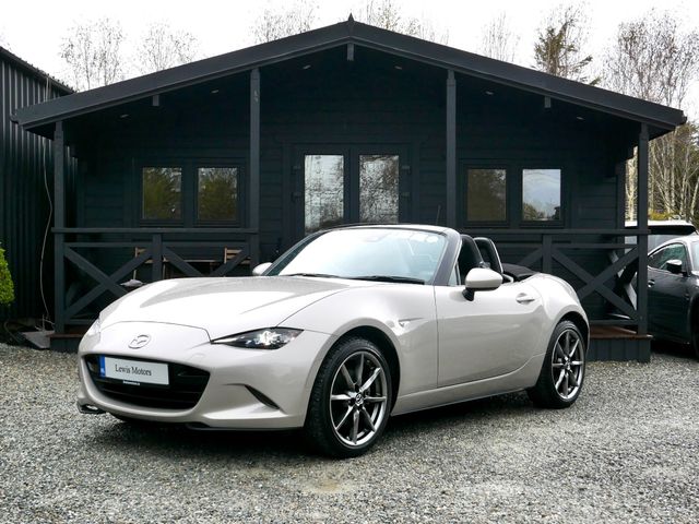 Image for 2023 Mazda MX-5 2.0L 184BHP EXCLUSIVE LINE, LED HEADLIGHTS, BOSE SOUND SYSTEM, REAR VIEW CAMERA, KEYLESS START, CRUISE CONTROL