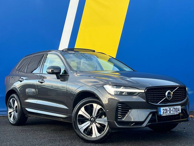 Image for 2023 Volvo XC60 T6 PLUS DARK AWD 2.0 HYBRID ** HIGH SPEC ** // PANORAMIC SUNROOF // LEATHER HEATED SEATS // 360 PARKING CAMERAS