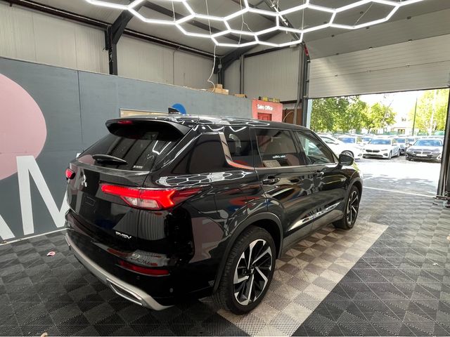 Image for 2024 Mitsubishi Outlander 2024 MITSUBISHI OUTLANDER PHEV P 2.4 AUTOMATIC / CRUISE CONTROL / 360° CAMERA / PADDLE SHIFTERS / HEATED STEERING WHEEL / 7 SEATS OPTION AND MORE