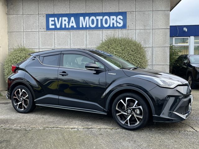 Image for 2020 Toyota C-HR SOL HYBRID AUTOMATIC 1.8 PETROL //HIGH SPEC//360 PARKING CAMERAS//HALF LEATHER HEATED SEATS//KEYLESS ENTRY//