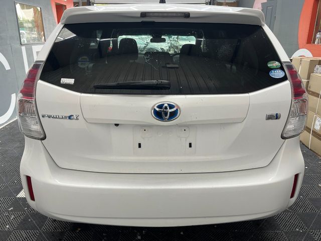 Image for 2018 Toyota Prius 2018 TOYOTA PRIUS ALPHA S 1.8 AUTOMATIC / CRUISE CONTROL / PARKING CAMERA AND MORE