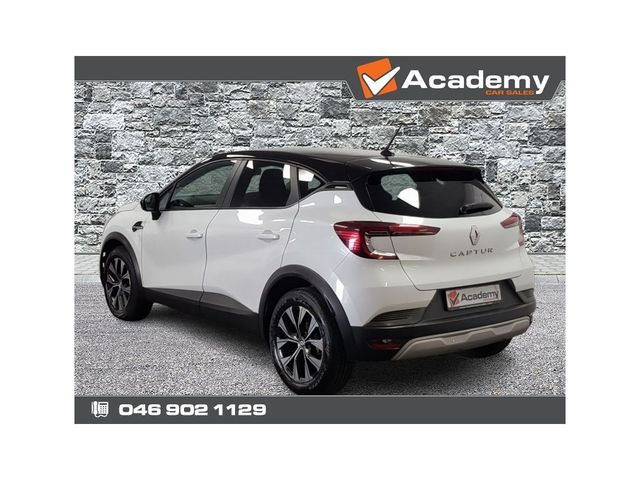 Image for 2022 Renault Captur Limited TCE 5DR**JUST LANDED**